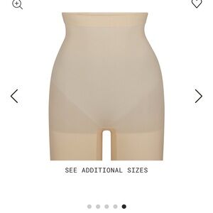 SKIMS EVERYDAY SCULPT HIGH-WAISTED MID THIGH SHORT SIZE S